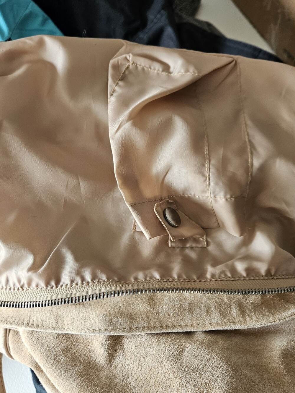 LizDen Vintage Suede Bow Hobo Shoulder Bag, EC - Picture 6 of 13